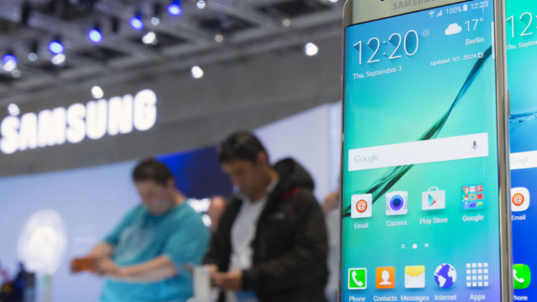 Samsung a vândut mai multe telefoane decât Apple în Q1 2018 în SUA