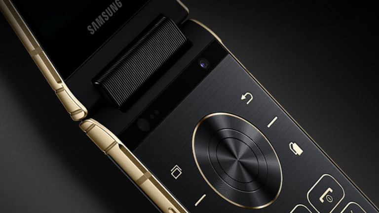 Samsung W2019 telefonul Flip este în teste, firmware-ul reperat