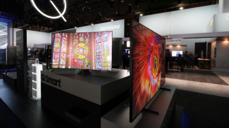 Televizoarele inteligente Samsung 2019 pot veni cu asistentul Google