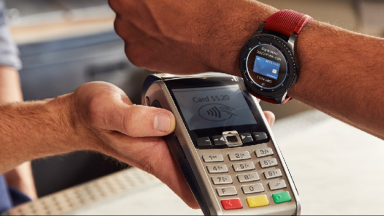 Samsung Pay disponibil în Franța pe Galaxy Watch, Gear S3 și Gear Sport