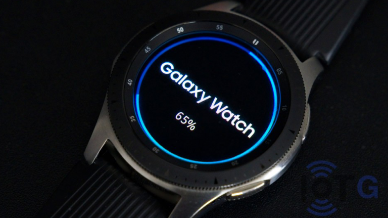 Actualizare Galaxy Watch pentru monitorizarea mai bună a înotului