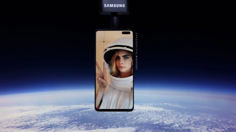 Cara Delevingne și Samsung prezintă primul selfie trimis în spațiu