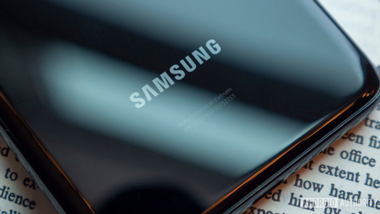 Samsung va lansa un card de debit propriu în această vară