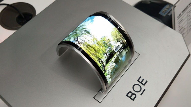 Samsung va beneficia din nou din furnizarea de ecrane OLED pentru Apple