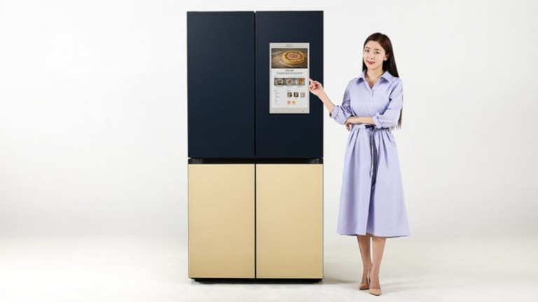 Samsung a lansat noul frigider Bespoke Refrigerator Family Hub