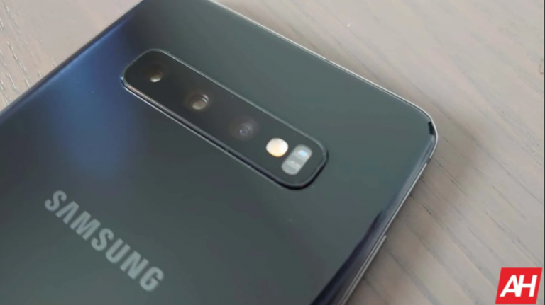 Seria Samsung Galaxy S10 primeste actualizarea de securitate mai 2021