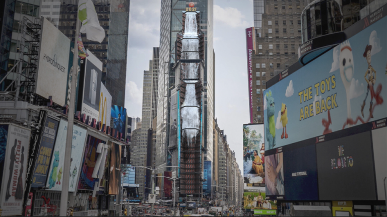 Samsung Smart LED Signage aduce o cascada digitala in Times Square