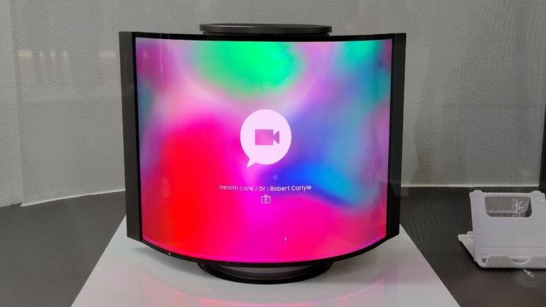 Difuzor Samsung AI cu afișaj flexibil, poate fi desfășurat ca televizor