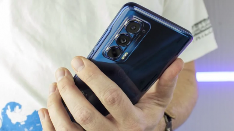 Camera Samsung de 200MP va fi folosita prima data de Motorola