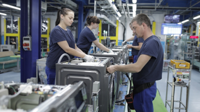 Samsung va investi 200 de milioane euro in fabricile din Polonia