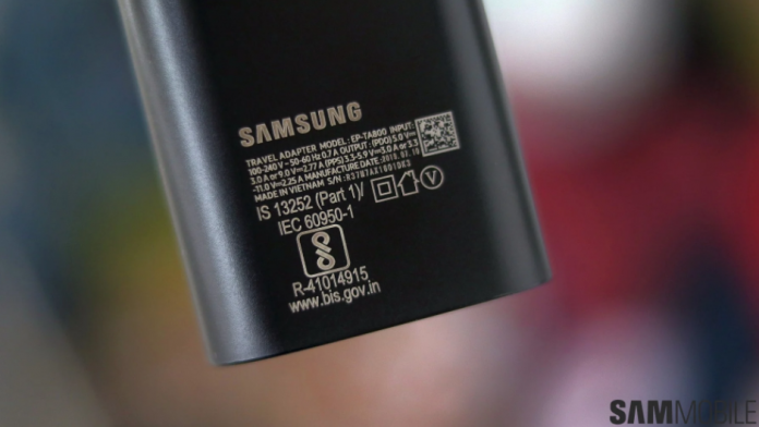 Nici telefoanele Samsung ieftine nu vor mai veni cu incarcator in cutie