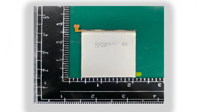 Una dintre bateriile lui Samsung Galaxy Z Fold 4 certificata de Safety Korea