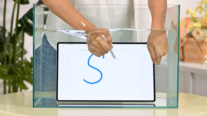 S Pen Galaxy Tab S9 Ultra a fost testat sub apa
