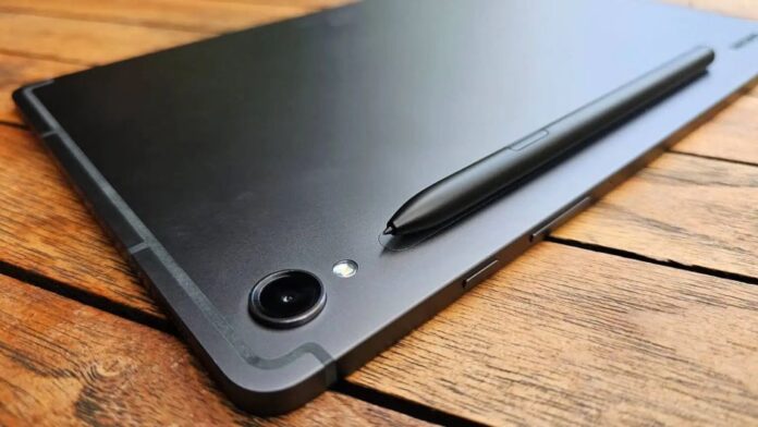 Android 15 Galaxy Tab S10