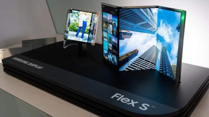 Galaxy Z Trifold