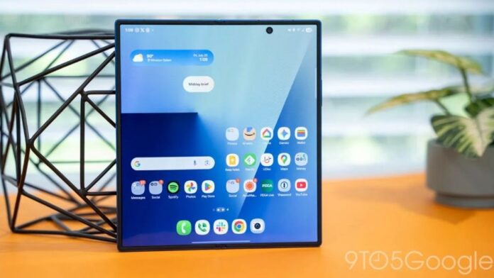 Galaxy Z trifold Galaxy Z trifold