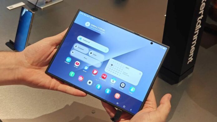 Galaxy-TriFold S pen integrat