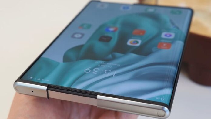 rollable-samsung-phone