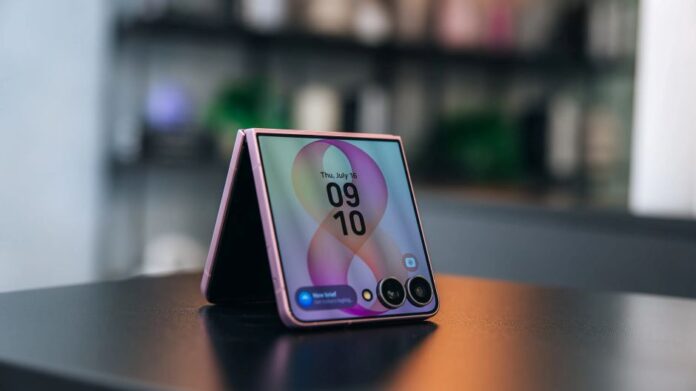 Samsung-Galaxy-Z-Flip-8