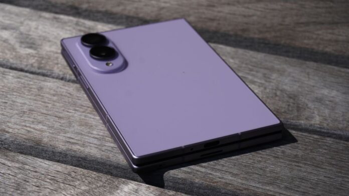 Galaxy-Z-Fold-8- prima actualizare