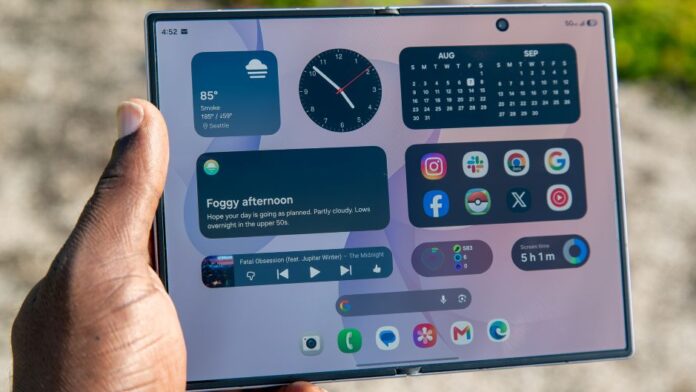 Galaxy Z Fold 9
