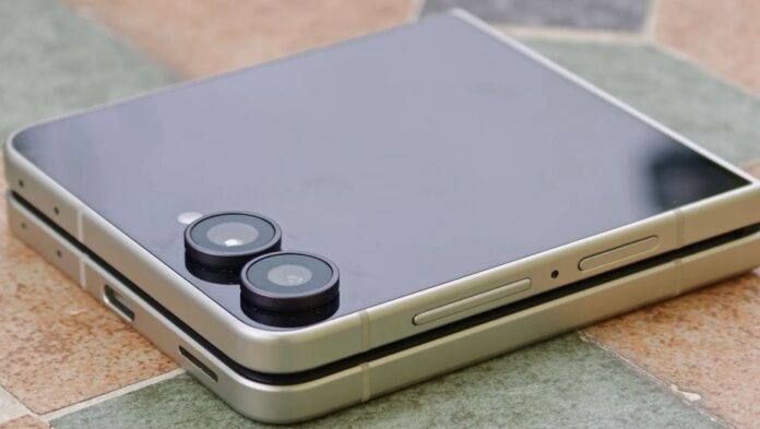 Galaxy Z Flip 9 Wide